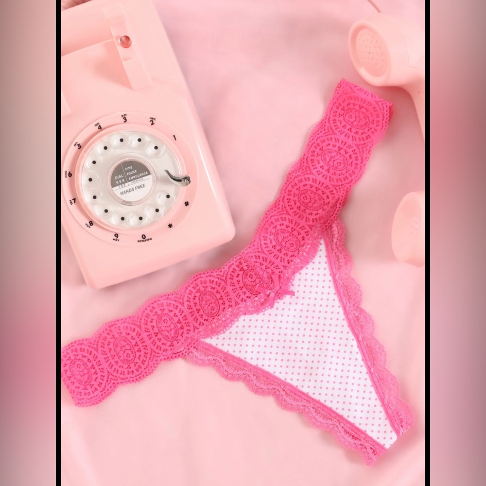 Fashion Nova undergarments